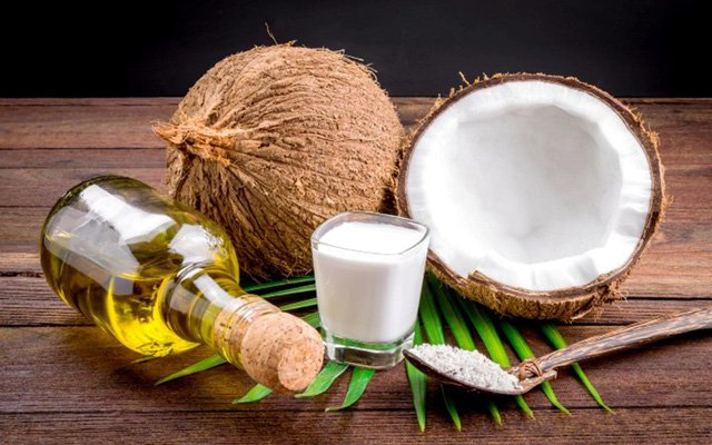Cách sử dụng sữa dừa cho bé